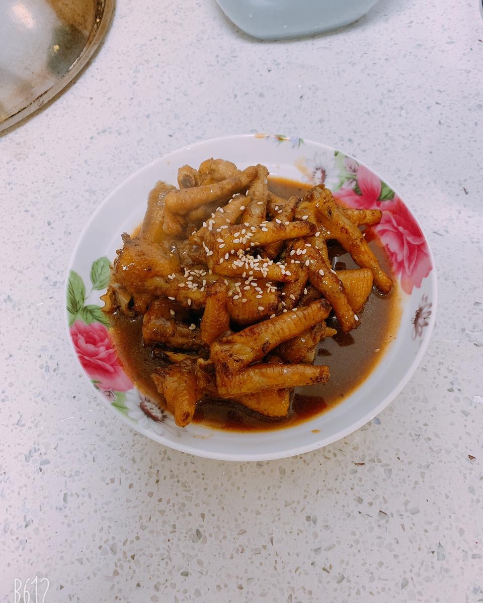 秘制红烧鸡爪