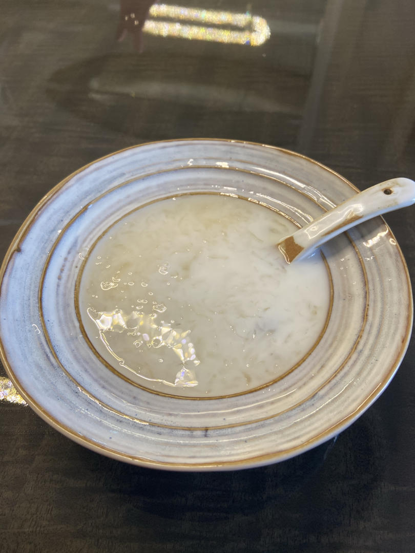 牛奶燕窝