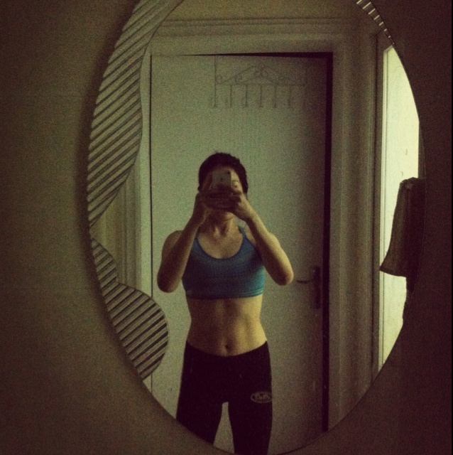 钻出一只羊羊羊