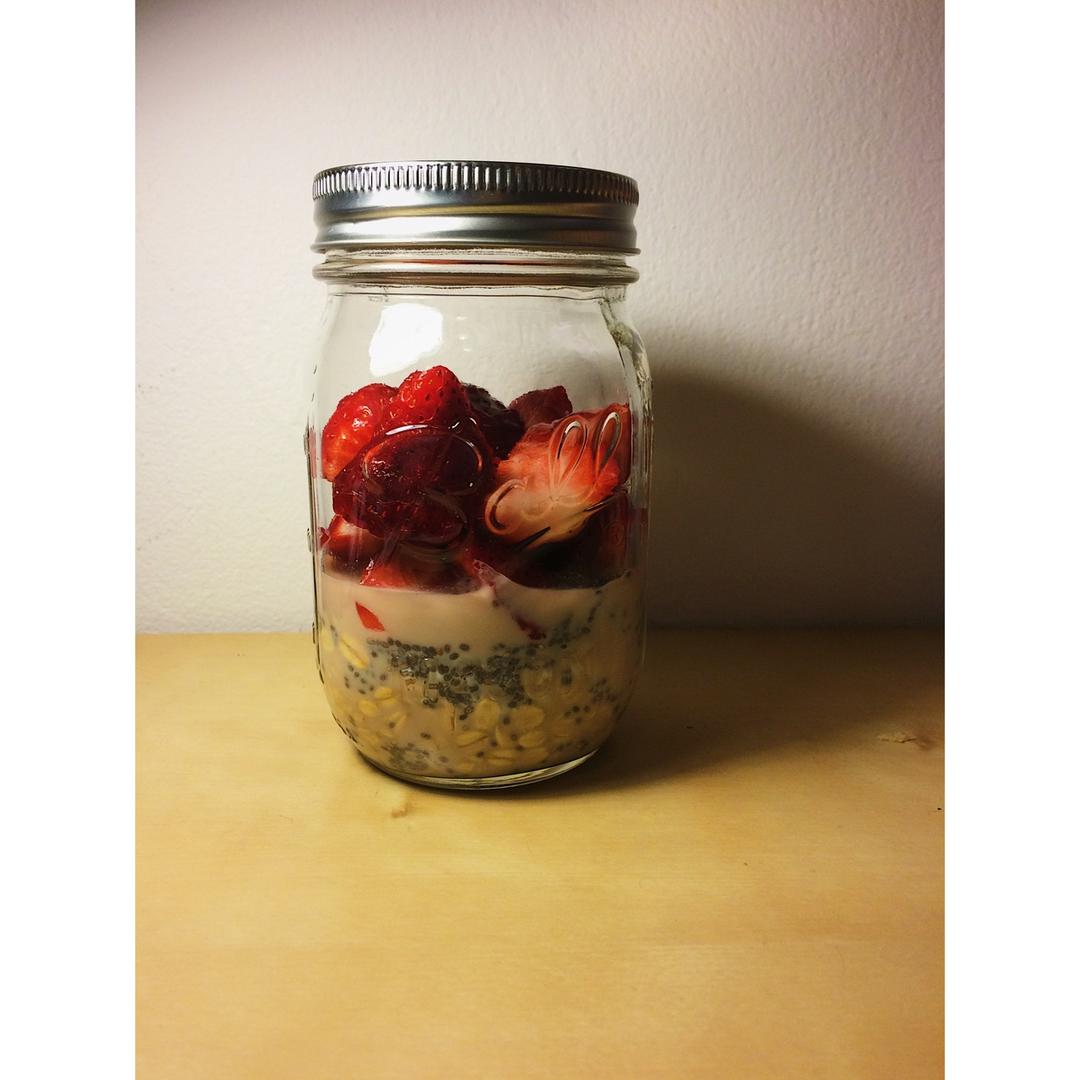 basic overnight oats 时下最流行的营养健康冷藏式隔夜免煮燕麦基本款