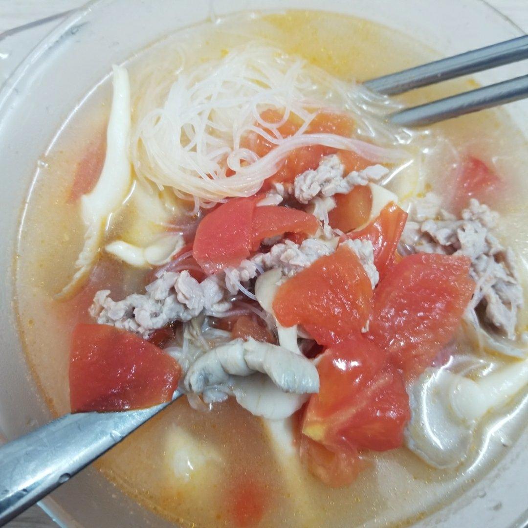 开胃汤—番茄金针菇瘦肉汤