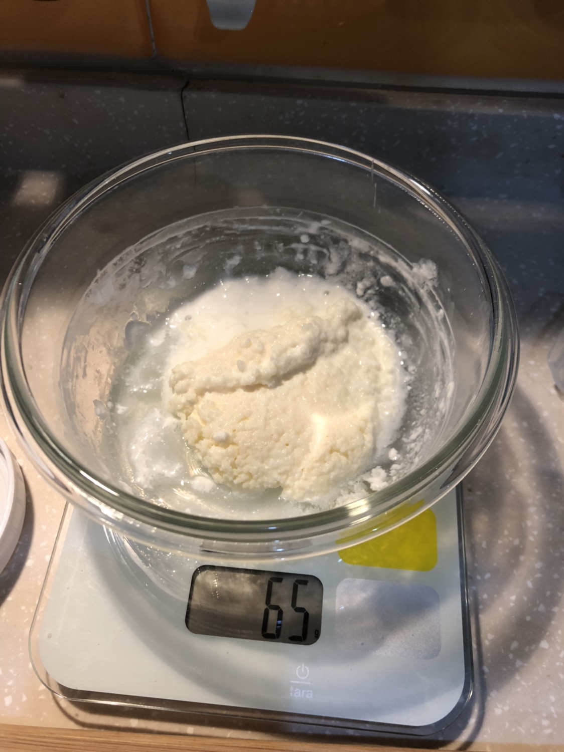 如何发酵出完美豆腐状开菲尔（雪莲菌）--论容器选择的重要性的做法 步骤7
