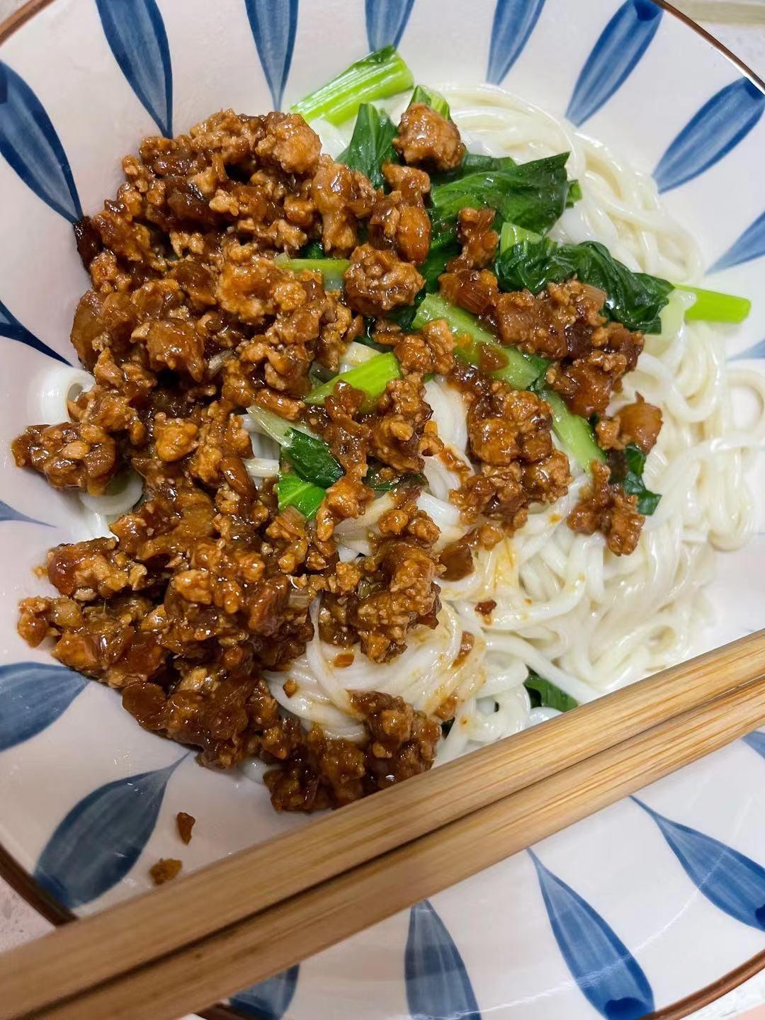 炸酱面