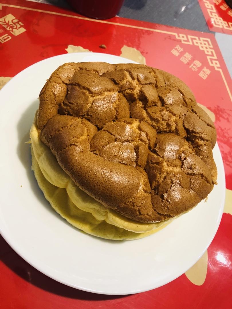 堪比柯基屁股
爆浆芝士🧀古早蛋糕