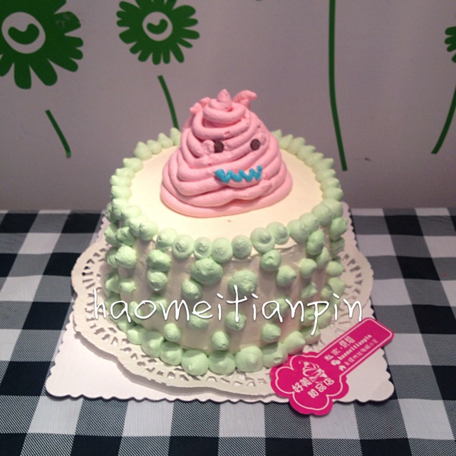 装饰奶油蛋糕