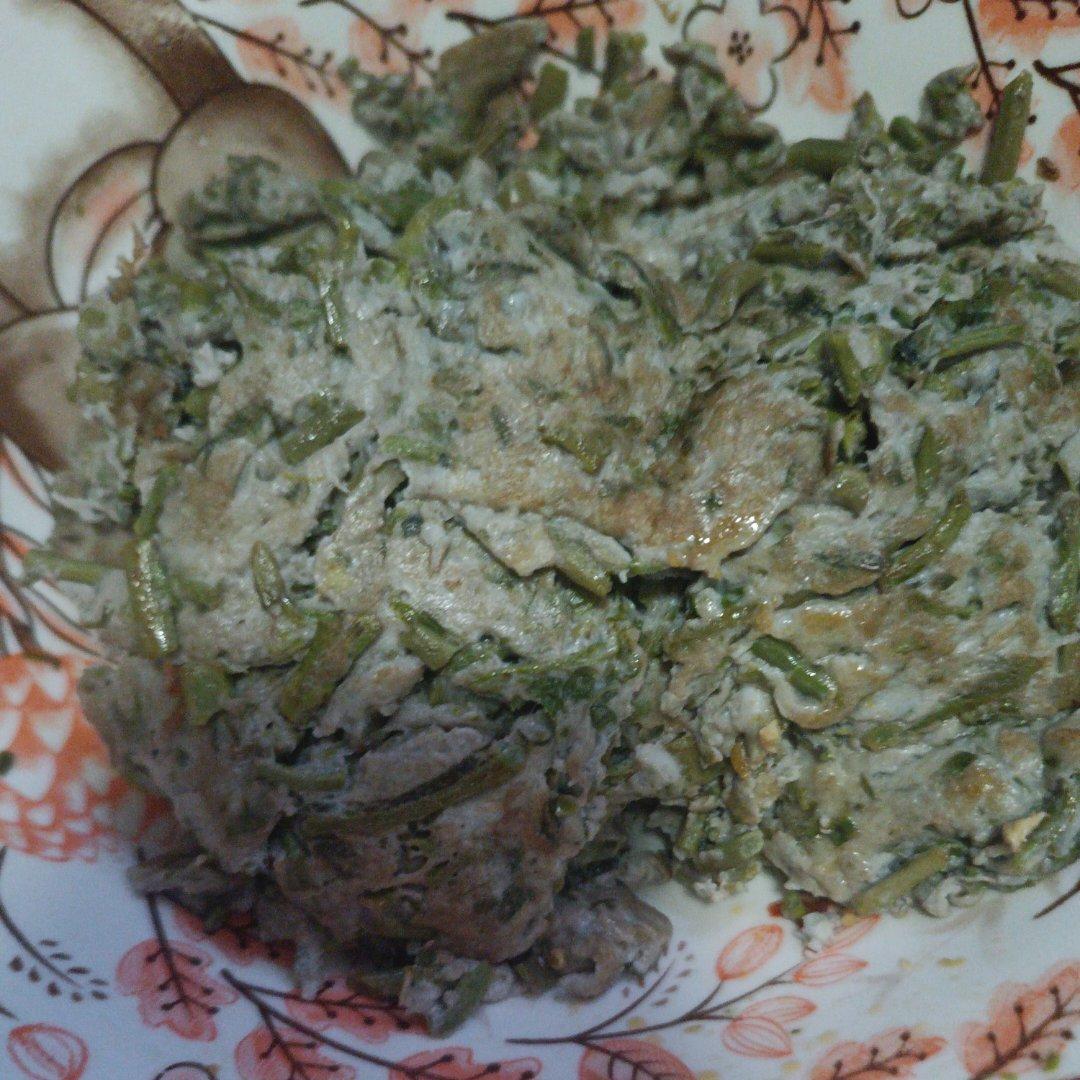 香椿炒鹅蛋                   （重庆名：椿芽炒鹅蛋）