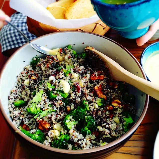 蔓越莓坚果风味藜麦沙拉Cranberry Quinoa Salad with Candied Walnuts