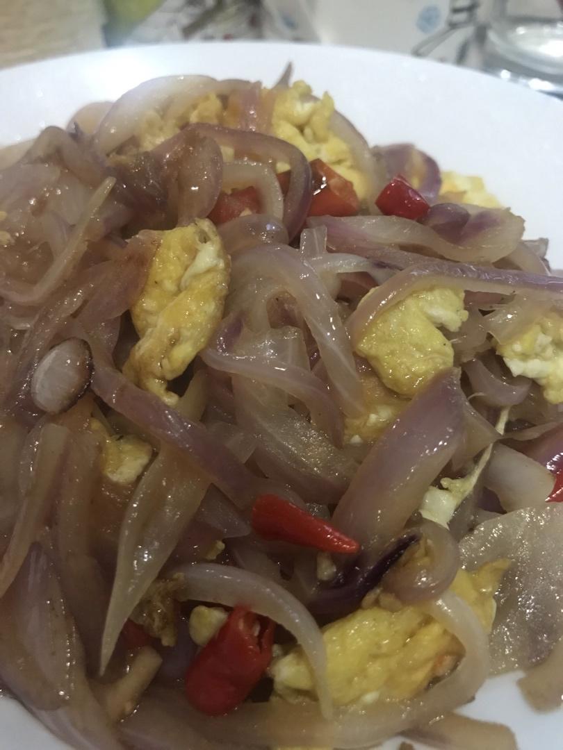 洋葱炒鸡蛋