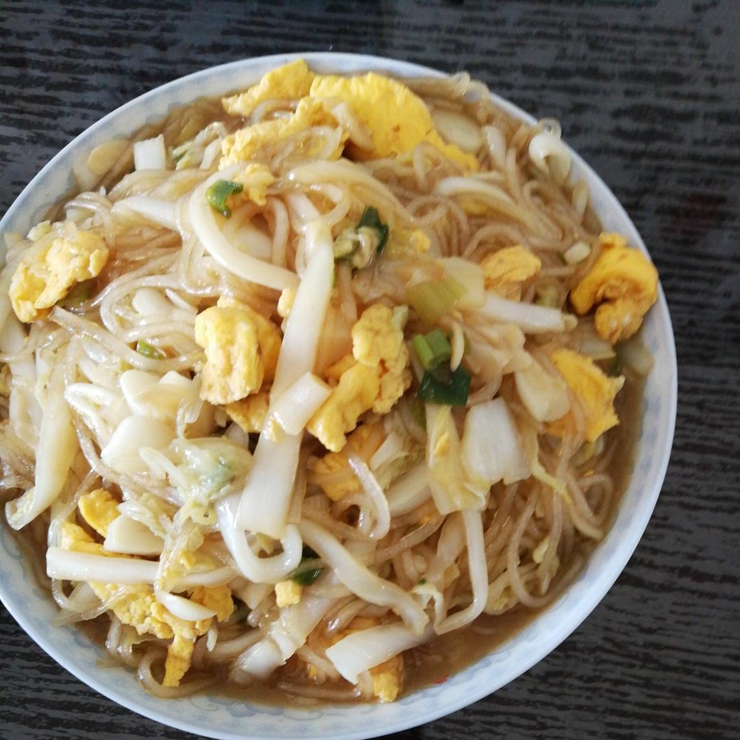 包菜粉丝炒鸡蛋