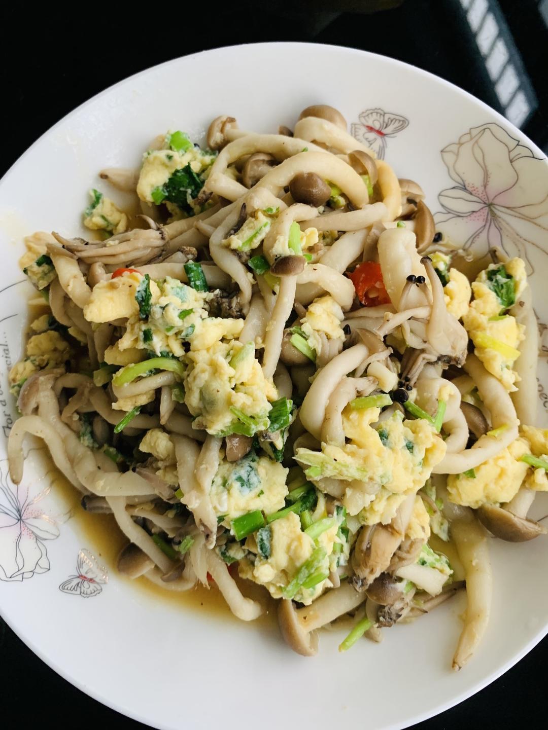 （减脂餐）蚝汁蟹味菇滑蛋的做法