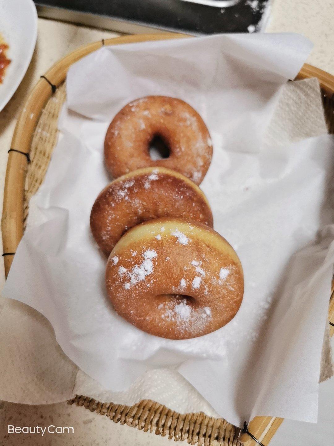 🍩超快手一小时低糖无需烤箱的甜甜圈（详细视频）