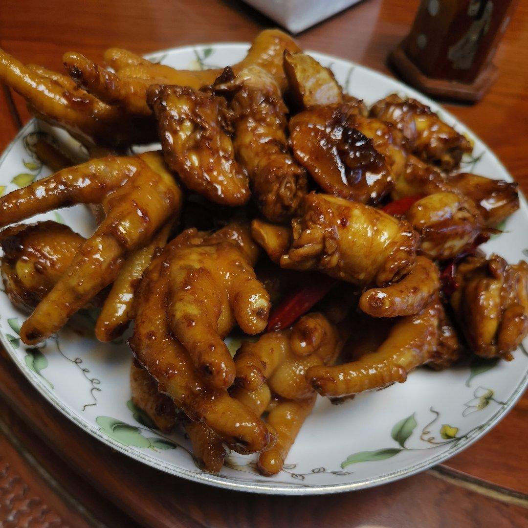 “销魂”卤鸡爪