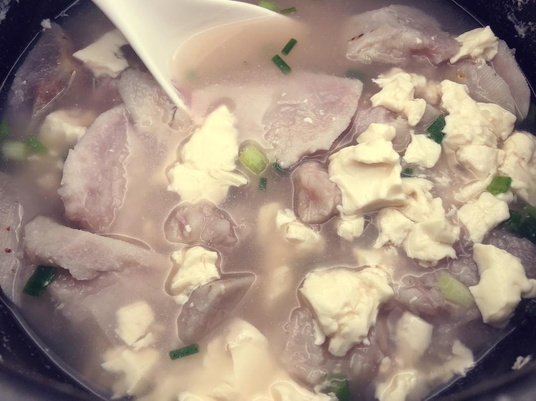 芋艿豆腐汤
