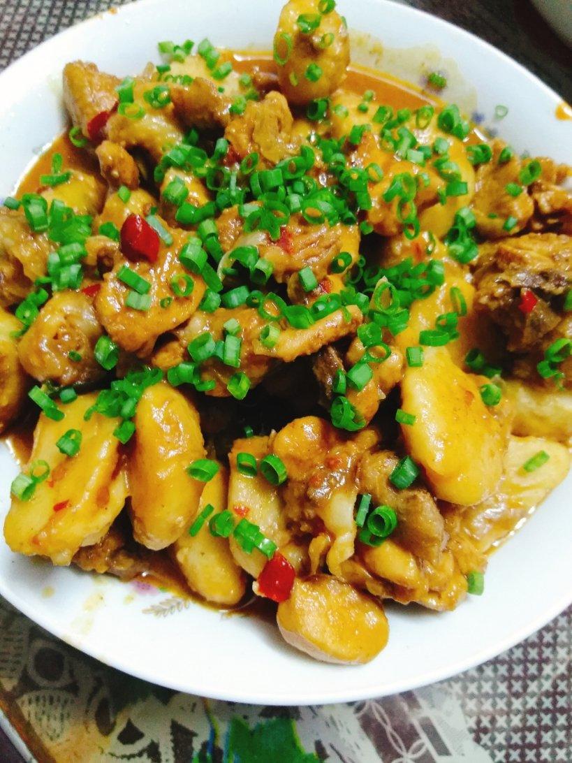 农家芋儿鸡（芋儿软糯，鸡骨头都入味）