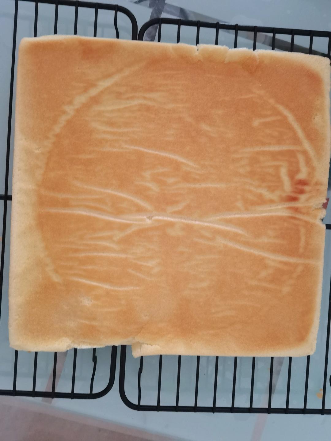 蛋糕卷这样做‼️不掉皮不开裂（小视频食谱）
