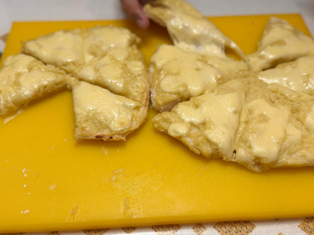 自制8寸榴莲芝士披萨（简单好吃不输必胜客）