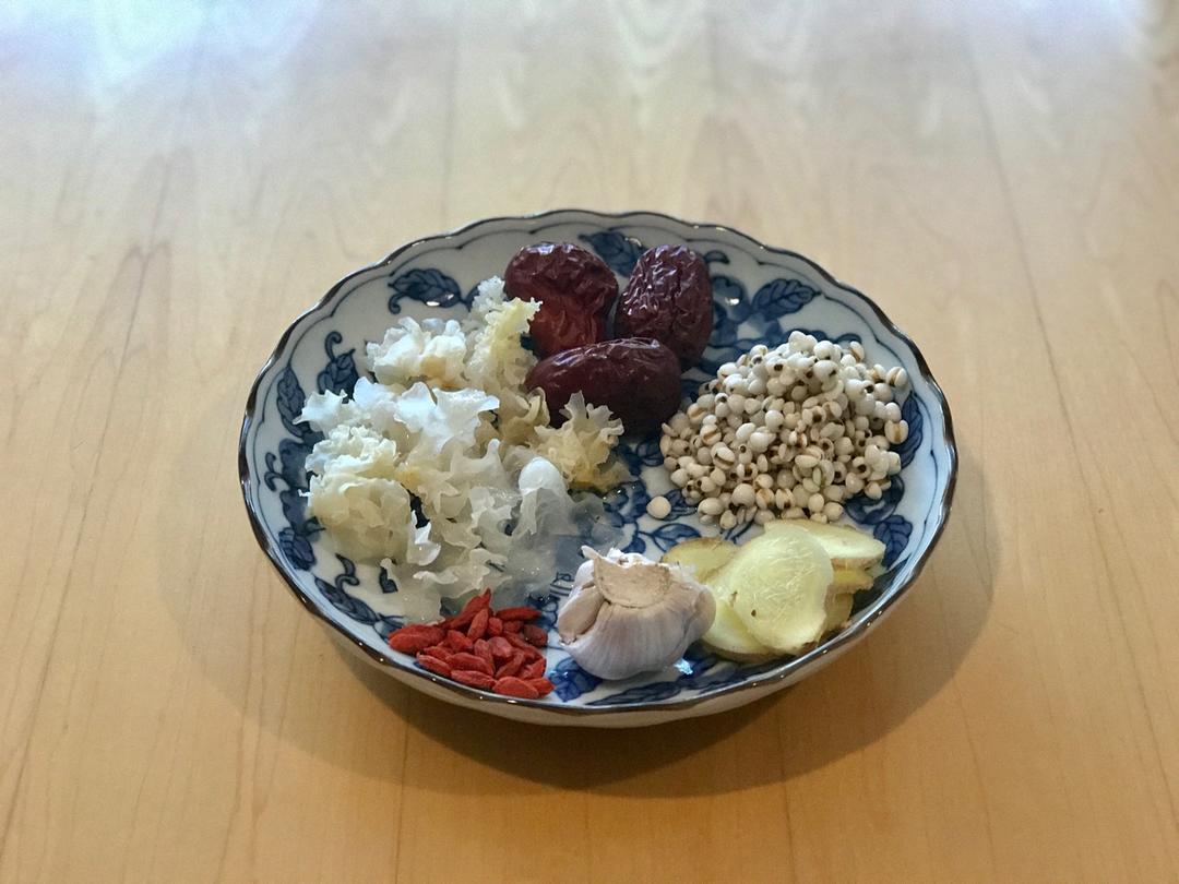 清炖牛尾汤