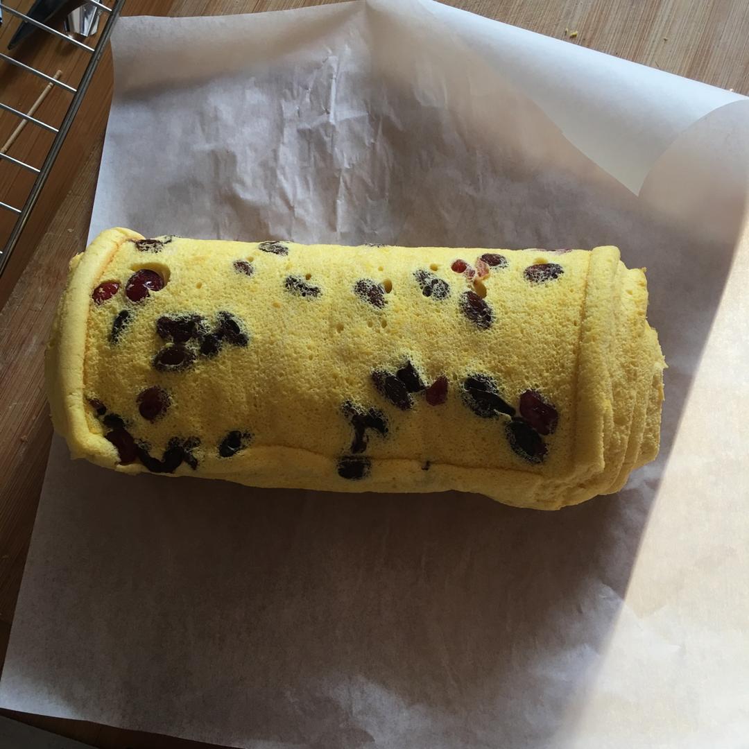 葡萄干蛋糕卷