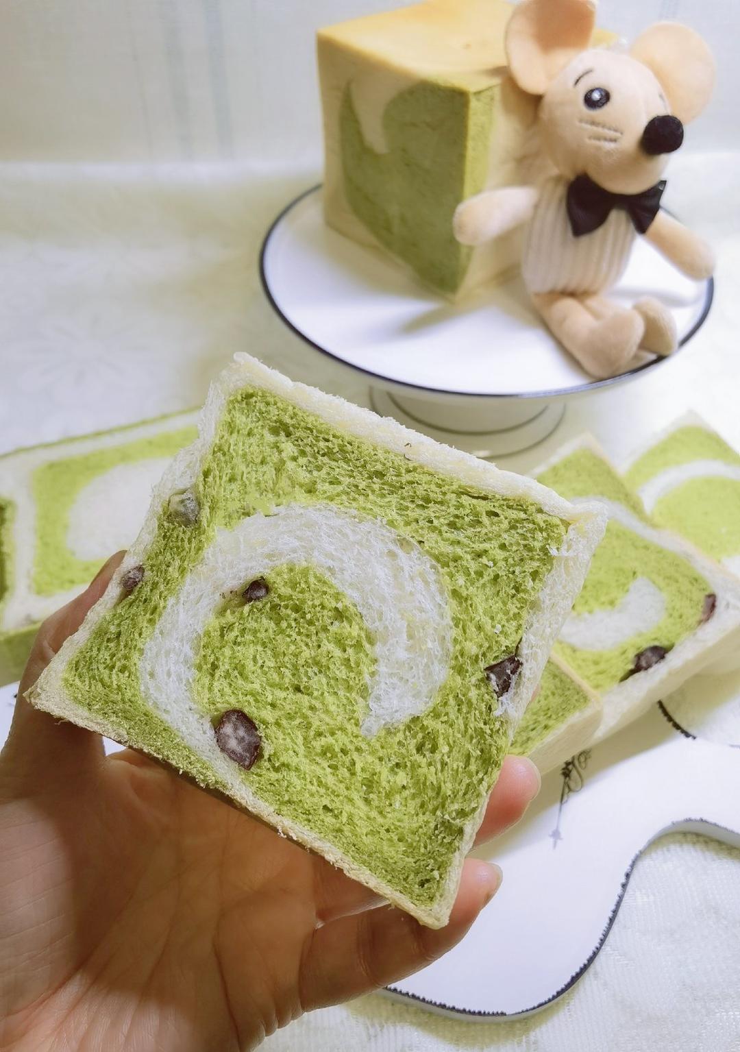 双色吐司 抹茶蜜豆老面吐司🍞