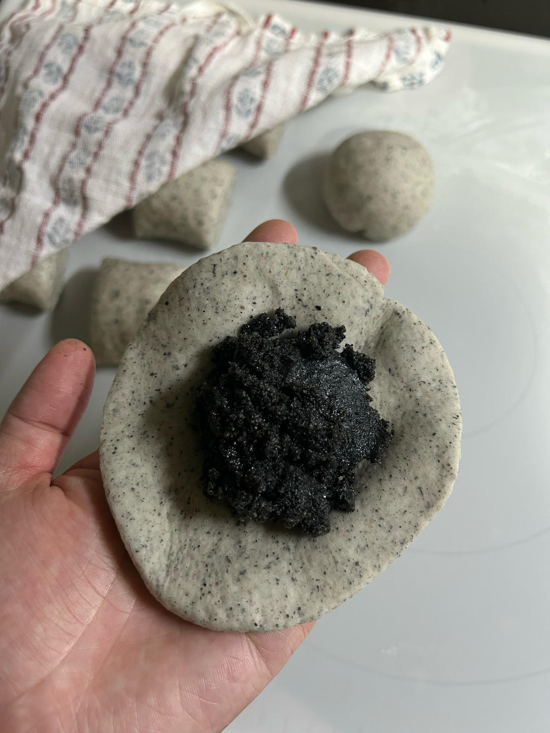 黑芝麻包