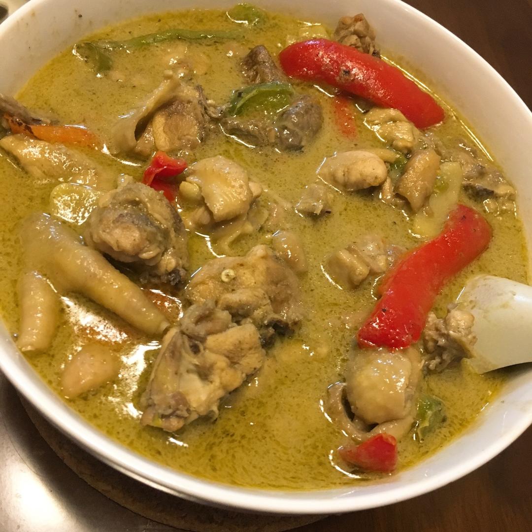 青咖喱鸡肉