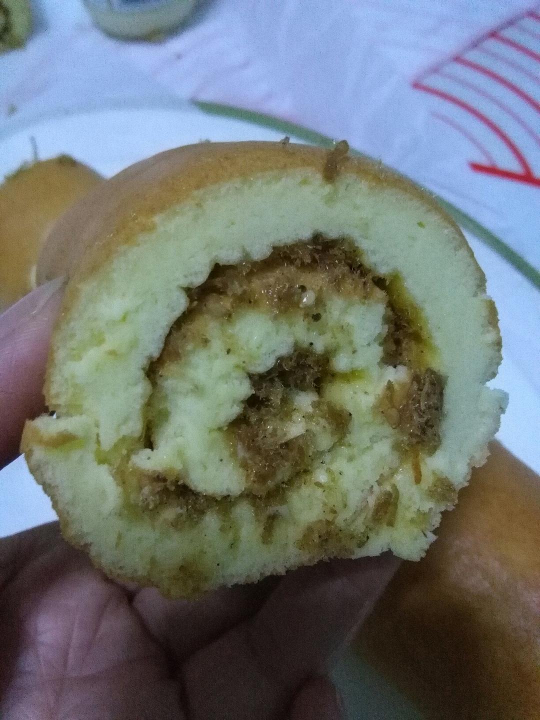 草莓酱蛋糕卷