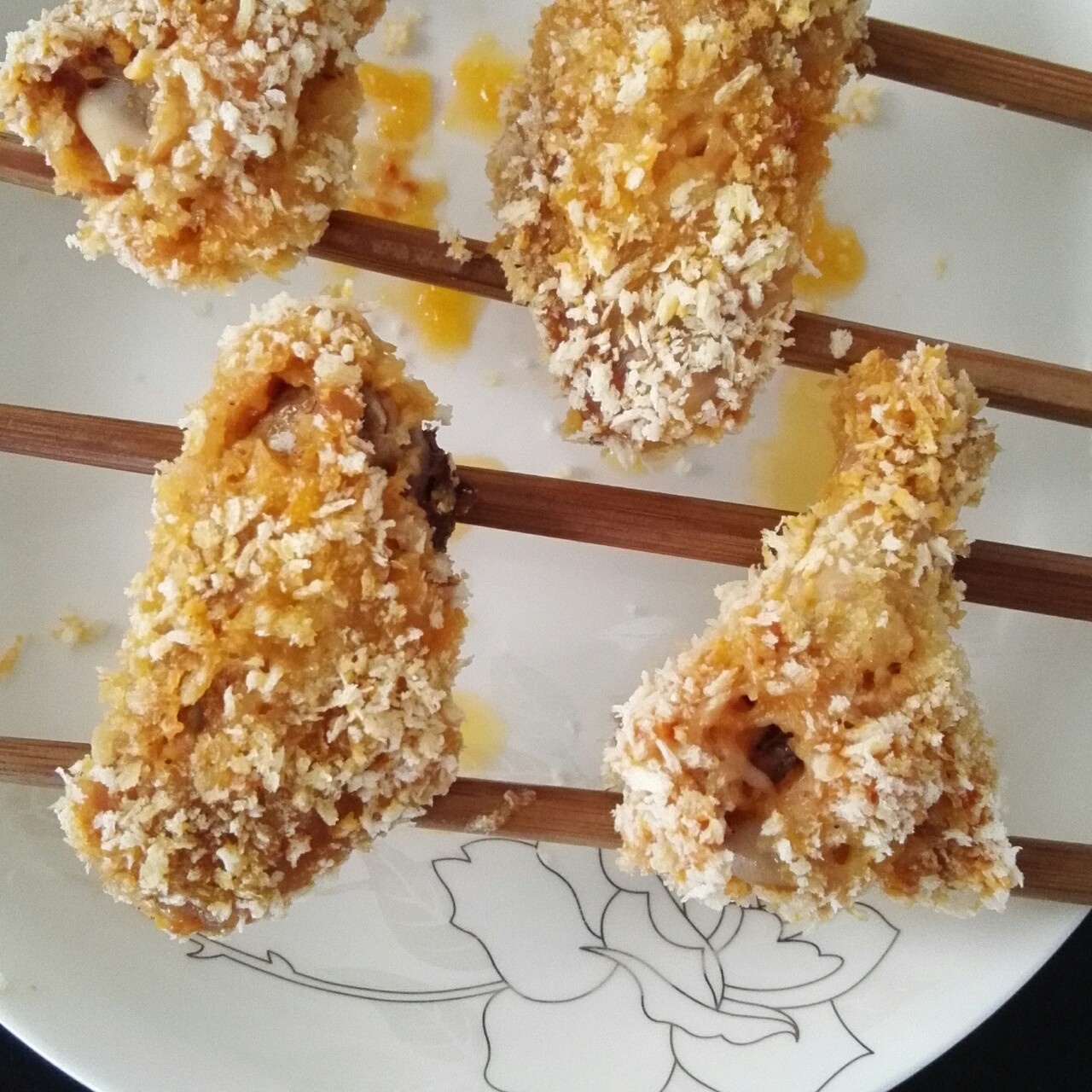 无油无烟微波炉版炸鸡翅（无难度懒人超快手菜）