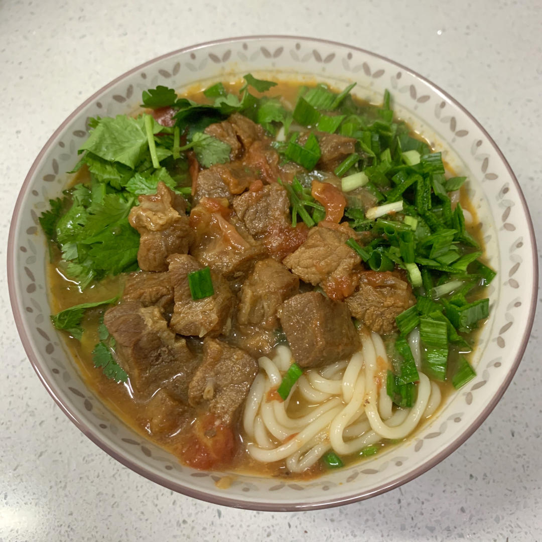 简单又好吃西红柿牛肉面