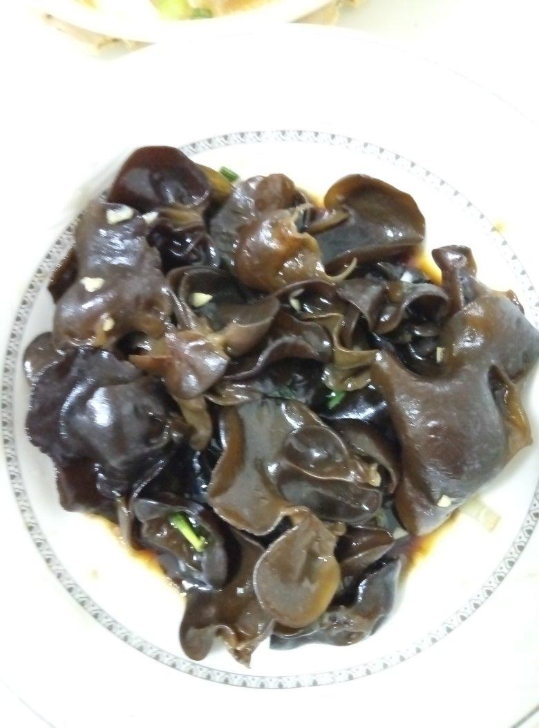 凉拌黑木耳