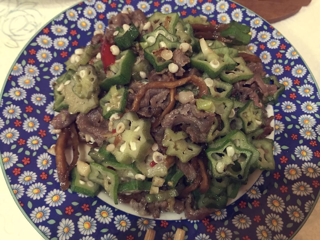 秋葵炒肉
