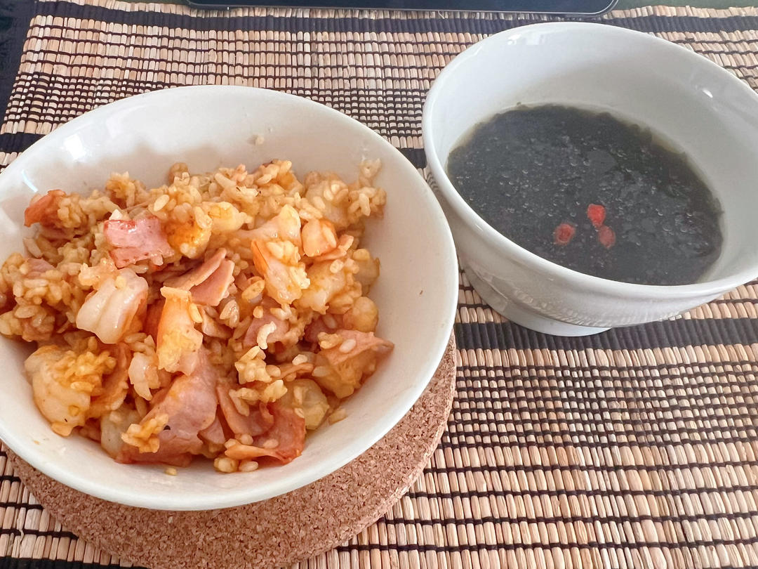 咸蛋黄鲜虾炒饭