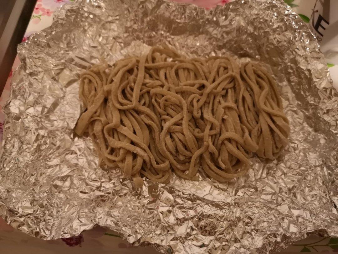 快手纯手工擀面条