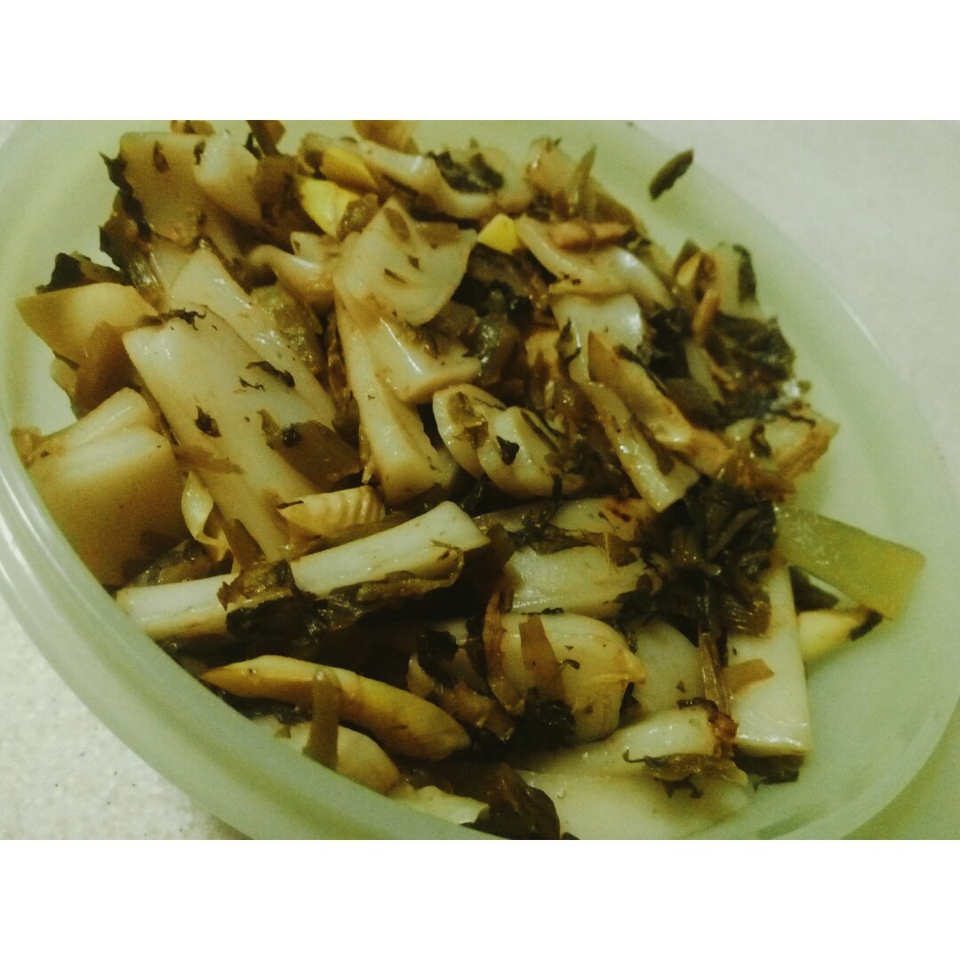 雪菜肉丝笋丝炒年糕