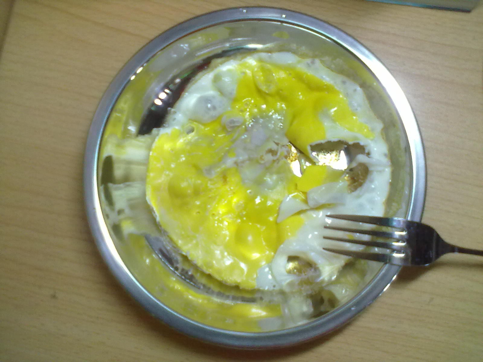 电饭煲 电饭锅煎蛋 深夜小刀削做的电饭锅煎蛋 好方便好方便好方便.