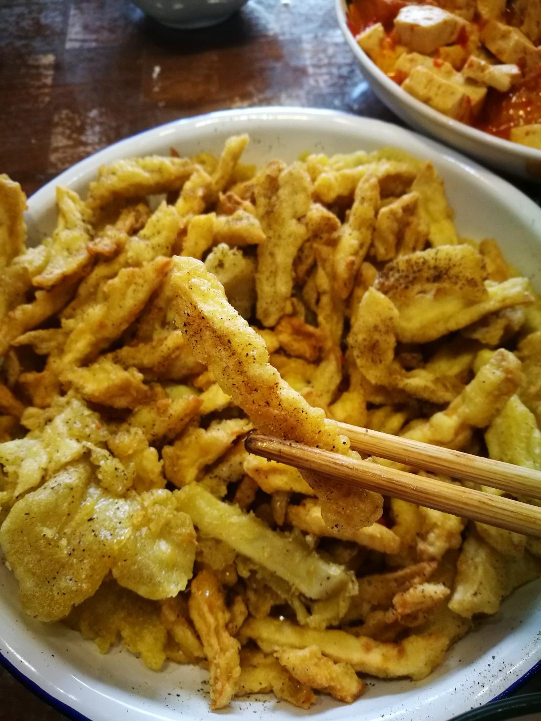 绝对惊艳到你💌一起来吃外酥里嫩，给肉都不换的椒盐杏鲍菇❗️