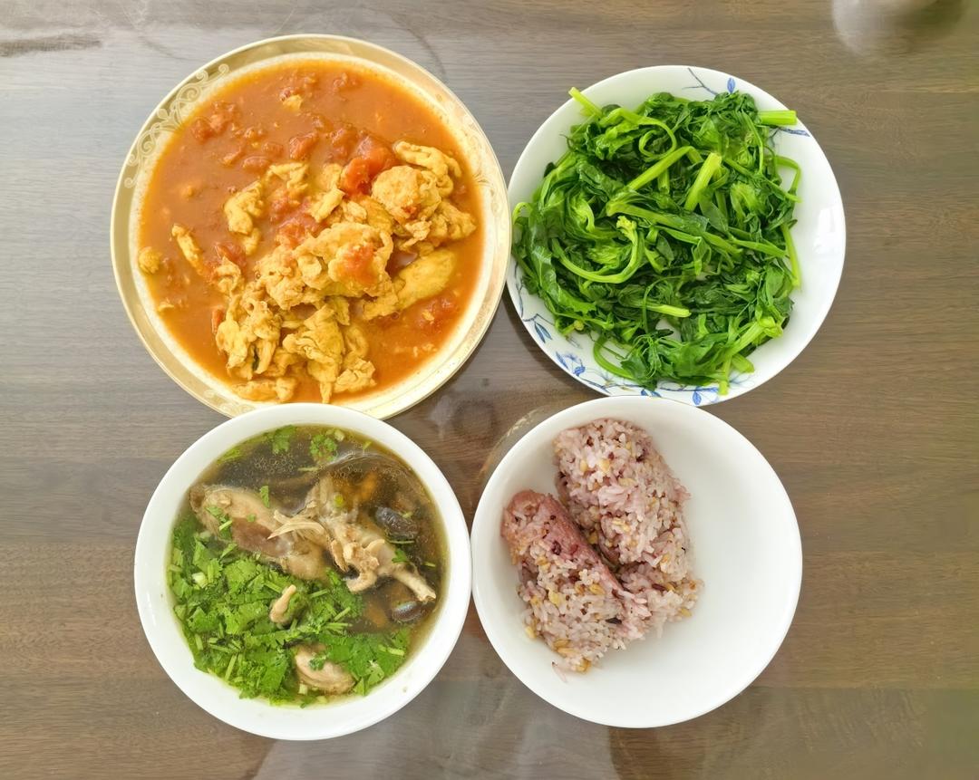 土鸡汤