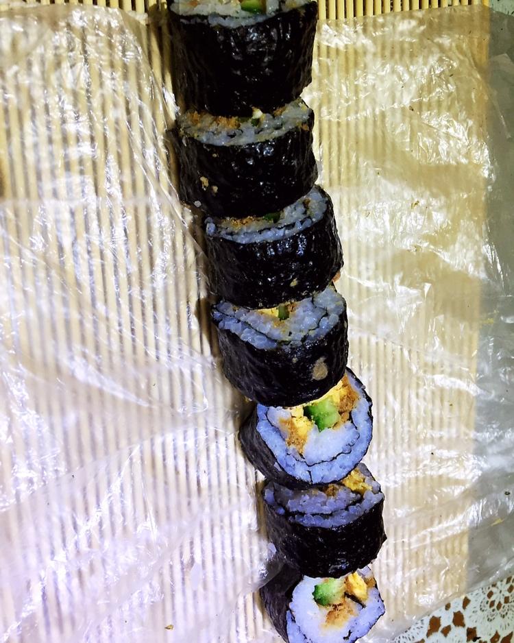 紫菜卷寿司