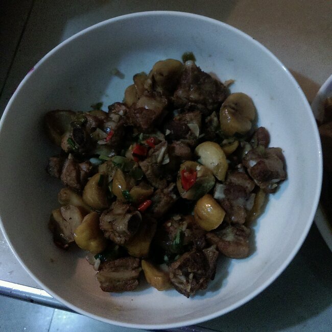 红烧板栗排骨