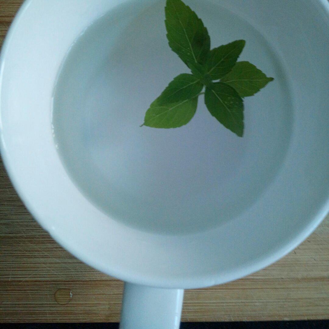 薄荷水