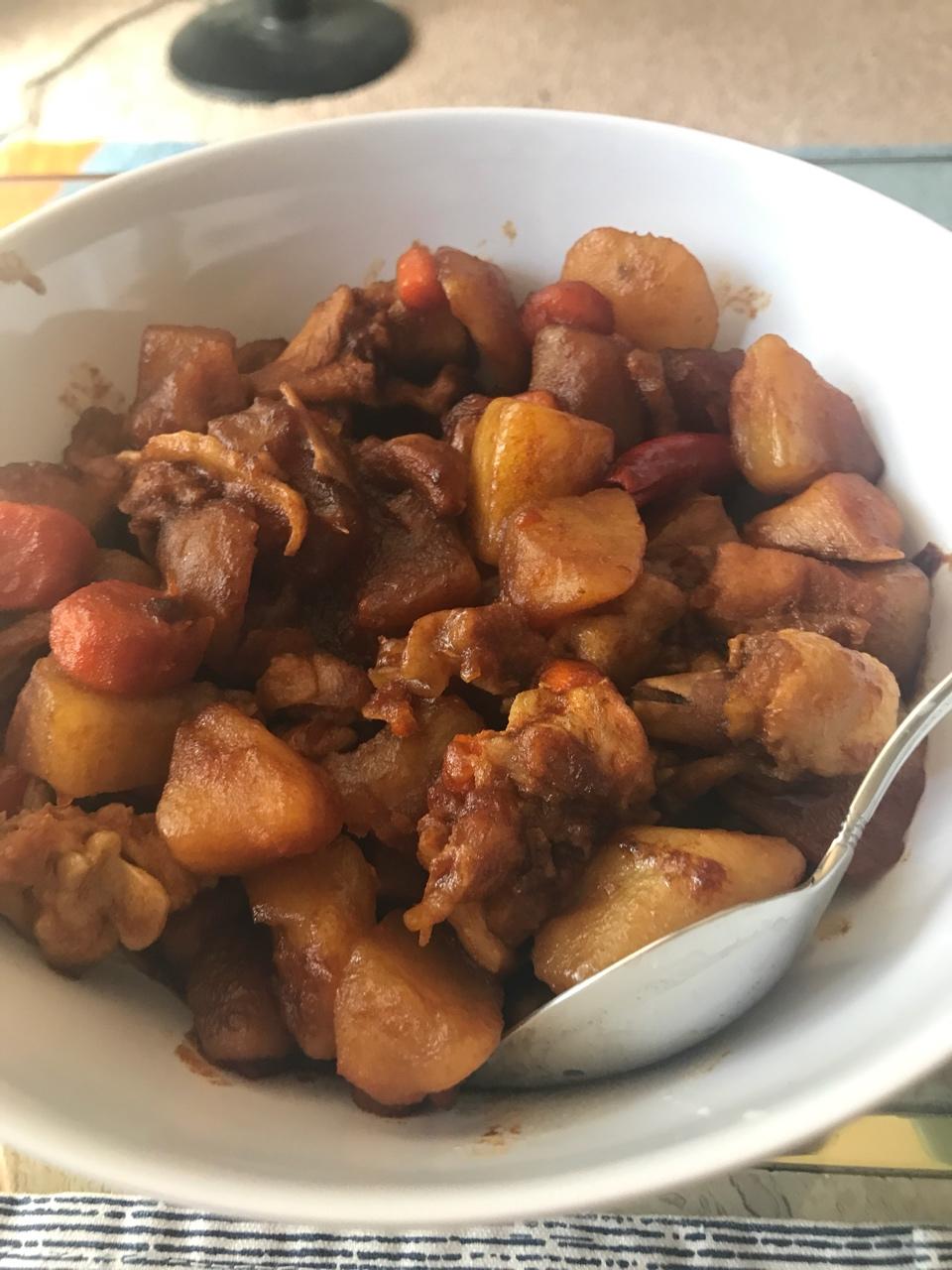 土豆焖鸡腿
