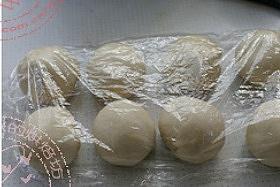 花色面包的做法 步骤2