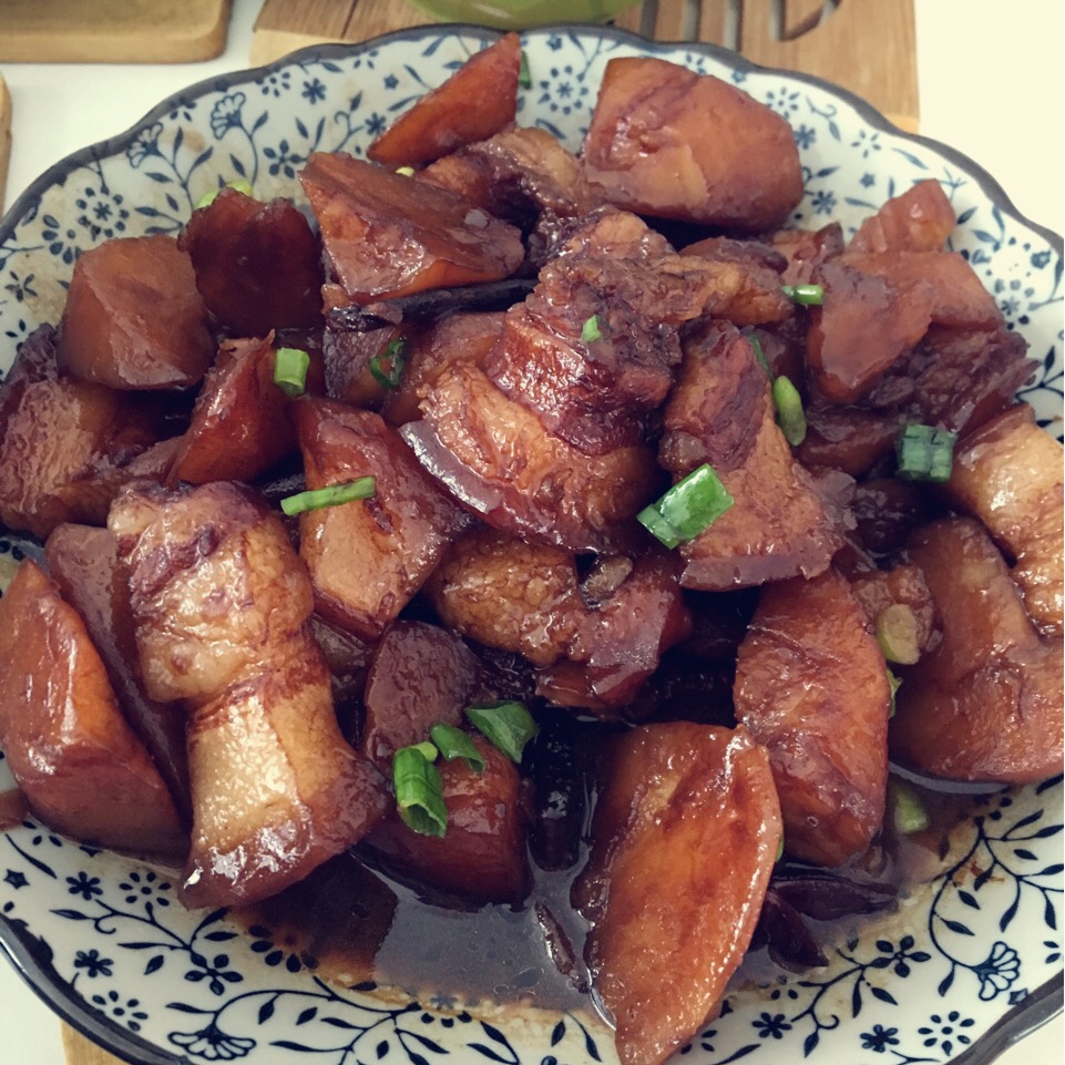 五花肉烧土豆