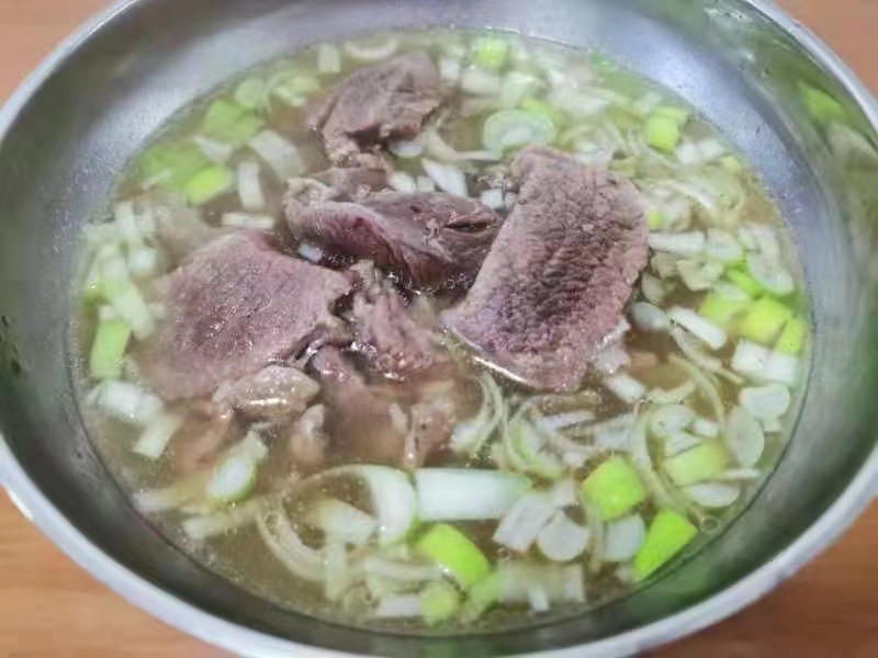 鲜掉眉毛的清炖牛肉汤（面）