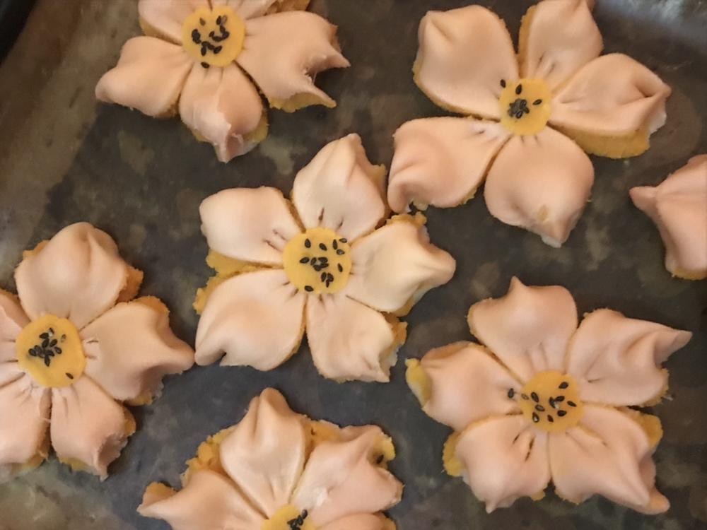 【桃花酥】