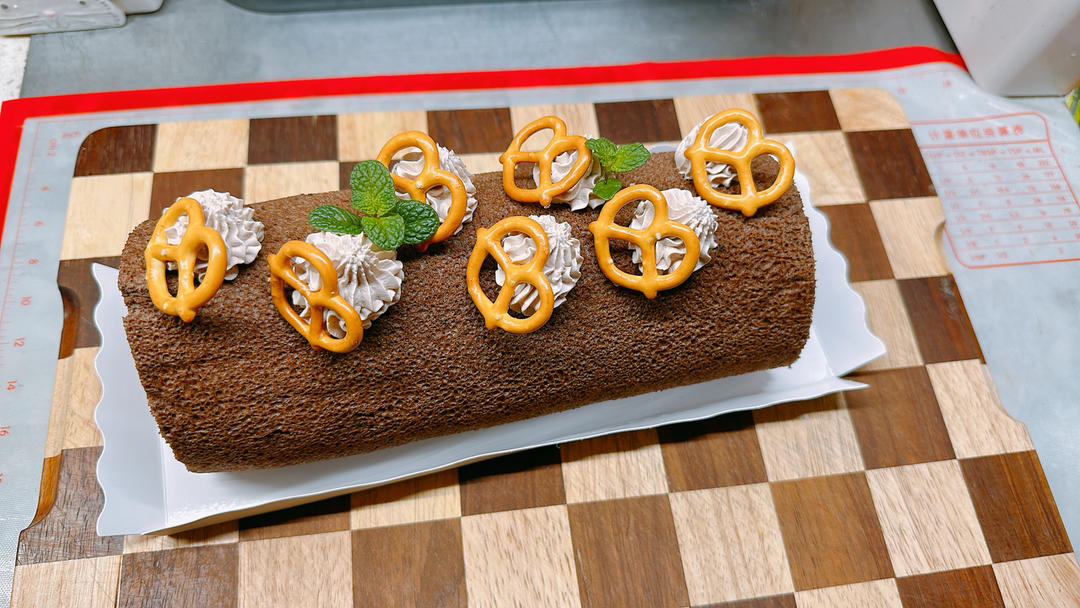 奥利奥咸奶油可可蛋糕卷