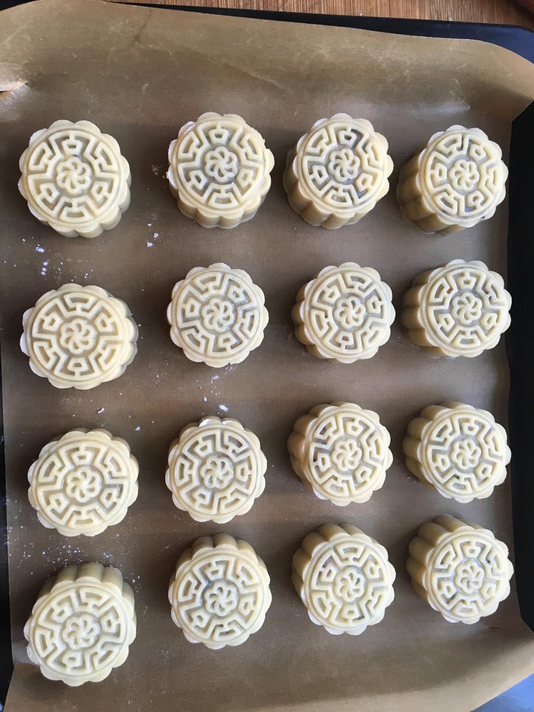 黑芝麻月饼