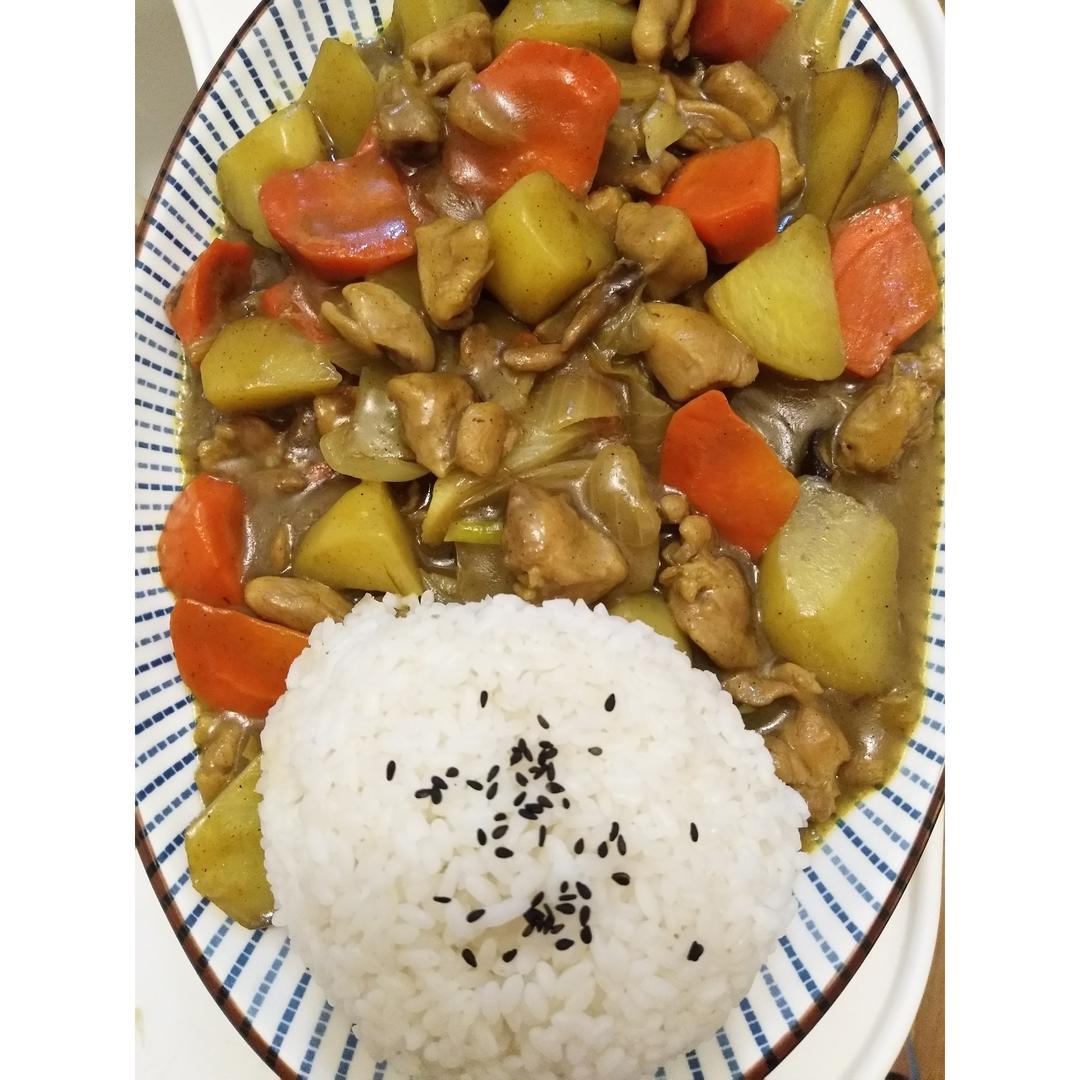 咖喱鸡肉饭
