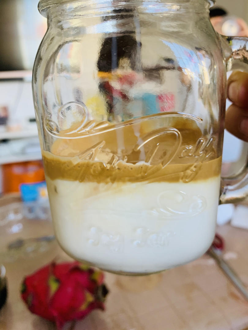 400次咖啡，网红手打咖啡，风靡全网的Dalgona Coffee☕️超详细步骤在家就可以复刻【内附速成法】