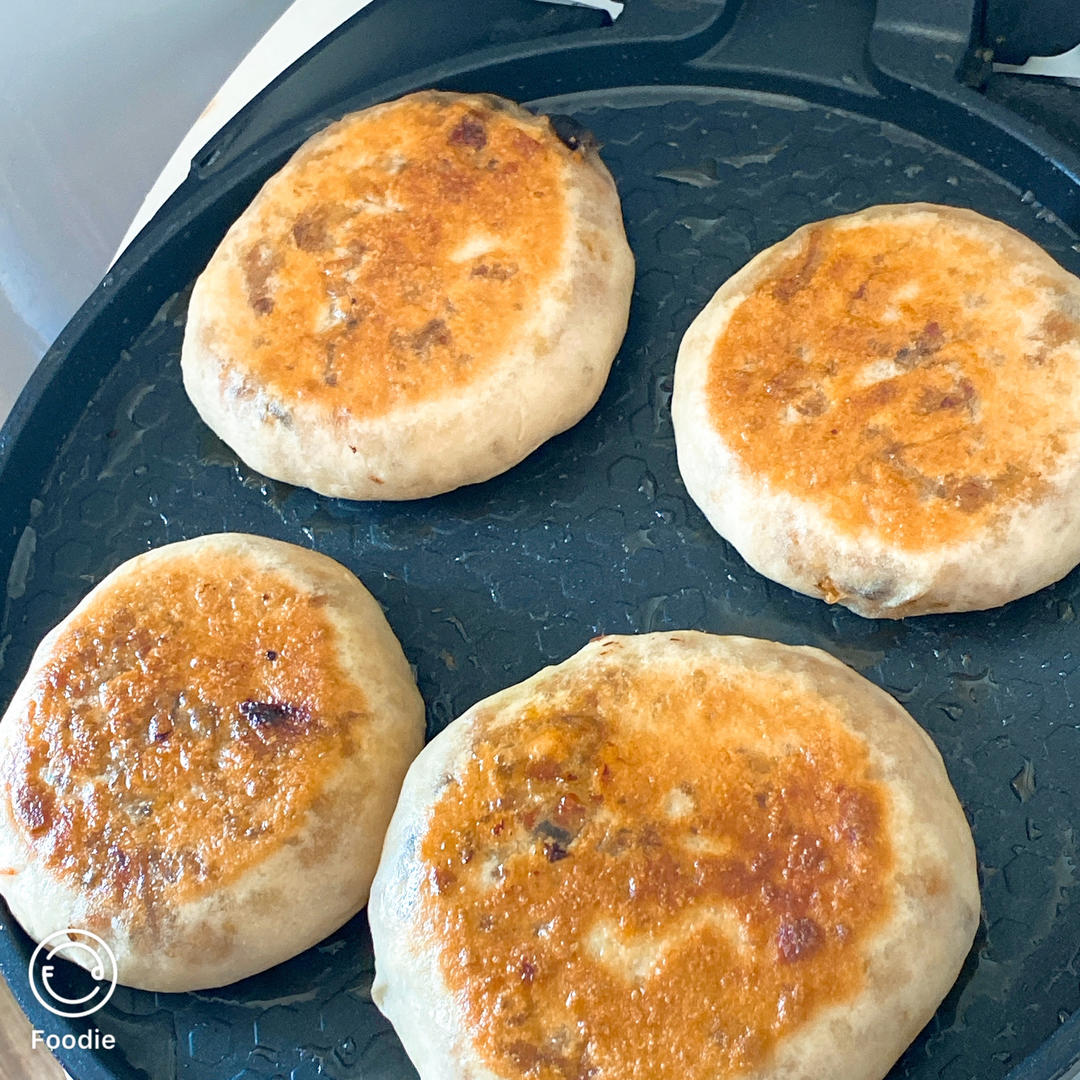 包菜肉沫粉丝馅饼（半发面饼皮）