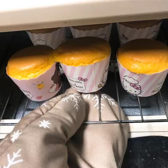 纸杯蛋糕 8寸戚风蛋糕的量